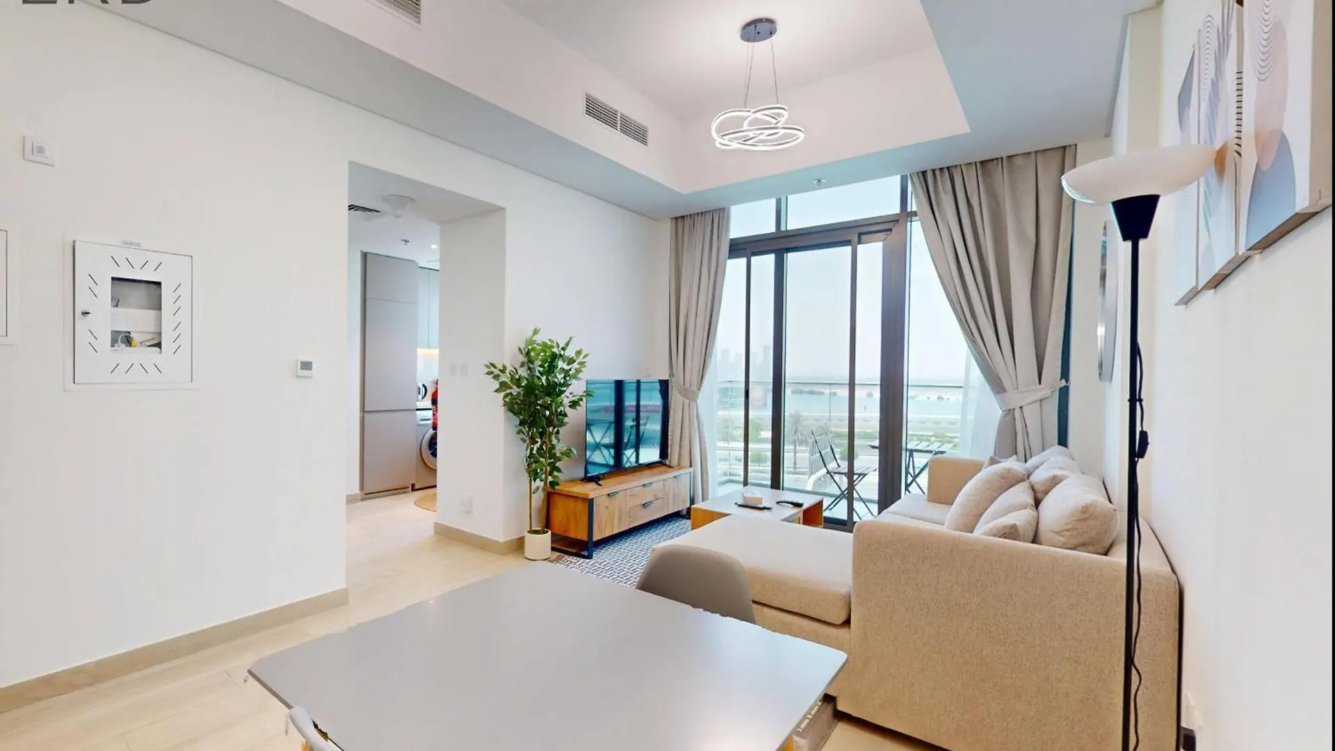 Apartment Modern 1Br With Canal View Dubai