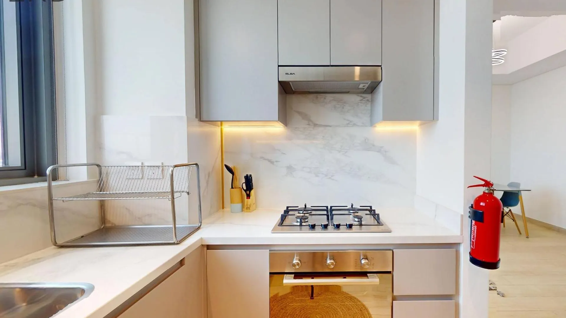 Modern 1Br With Canal View Dubai United Arab Emirates